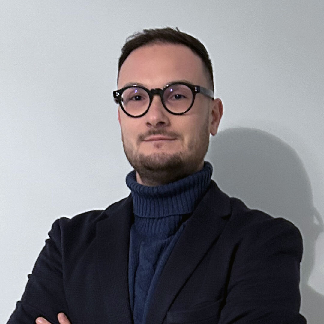 Andrea-Cestra Andrea-Cestra